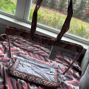 Lug Clear Tote Bag (Army Pink detailing)